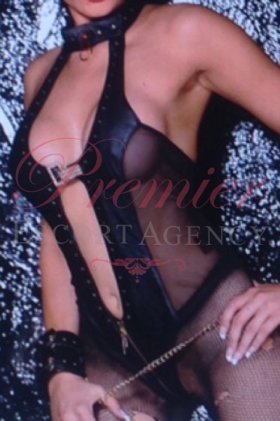 Leeds escort Salma, Dark hair, 32DD Natural, dress size 8